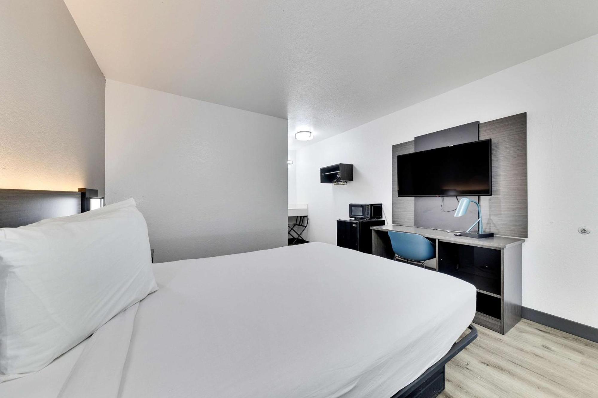 Motel 6-Austin, Tx - Airport - South ภายนอก รูปภาพ