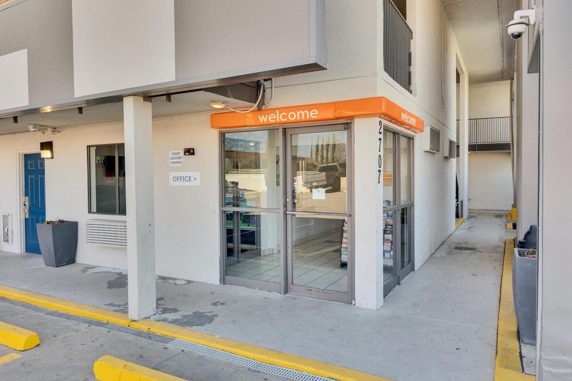 Motel 6-Austin, Tx - Airport - South ภายนอก รูปภาพ