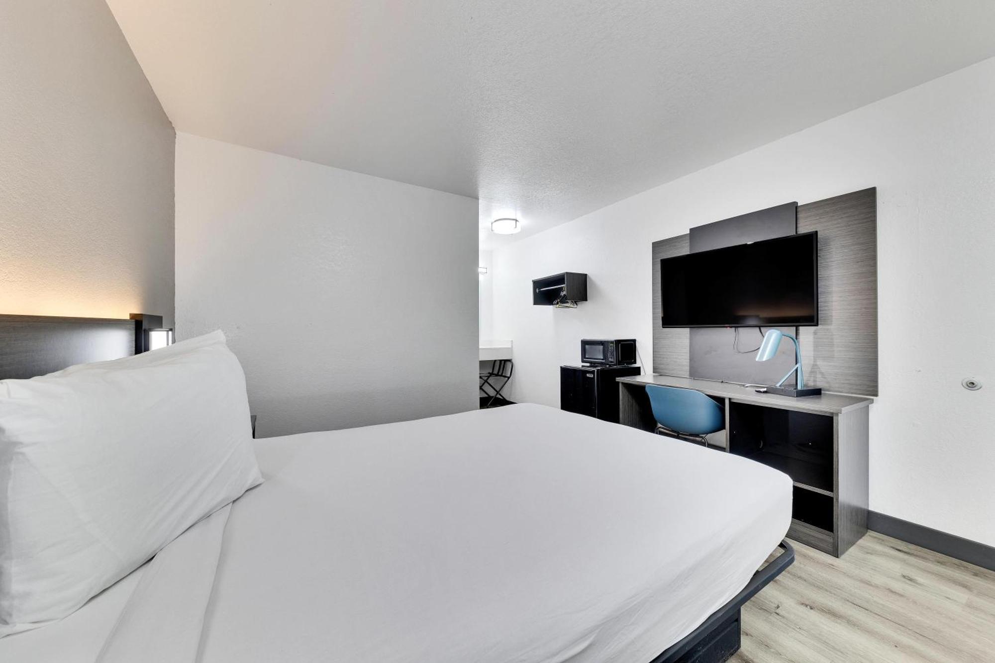 Motel 6-Austin, Tx - Airport - South ภายนอก รูปภาพ