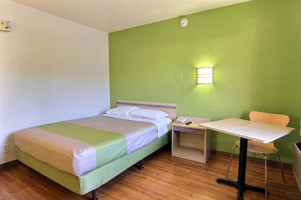 Motel 6-Austin, Tx - Airport - South ภายนอก รูปภาพ