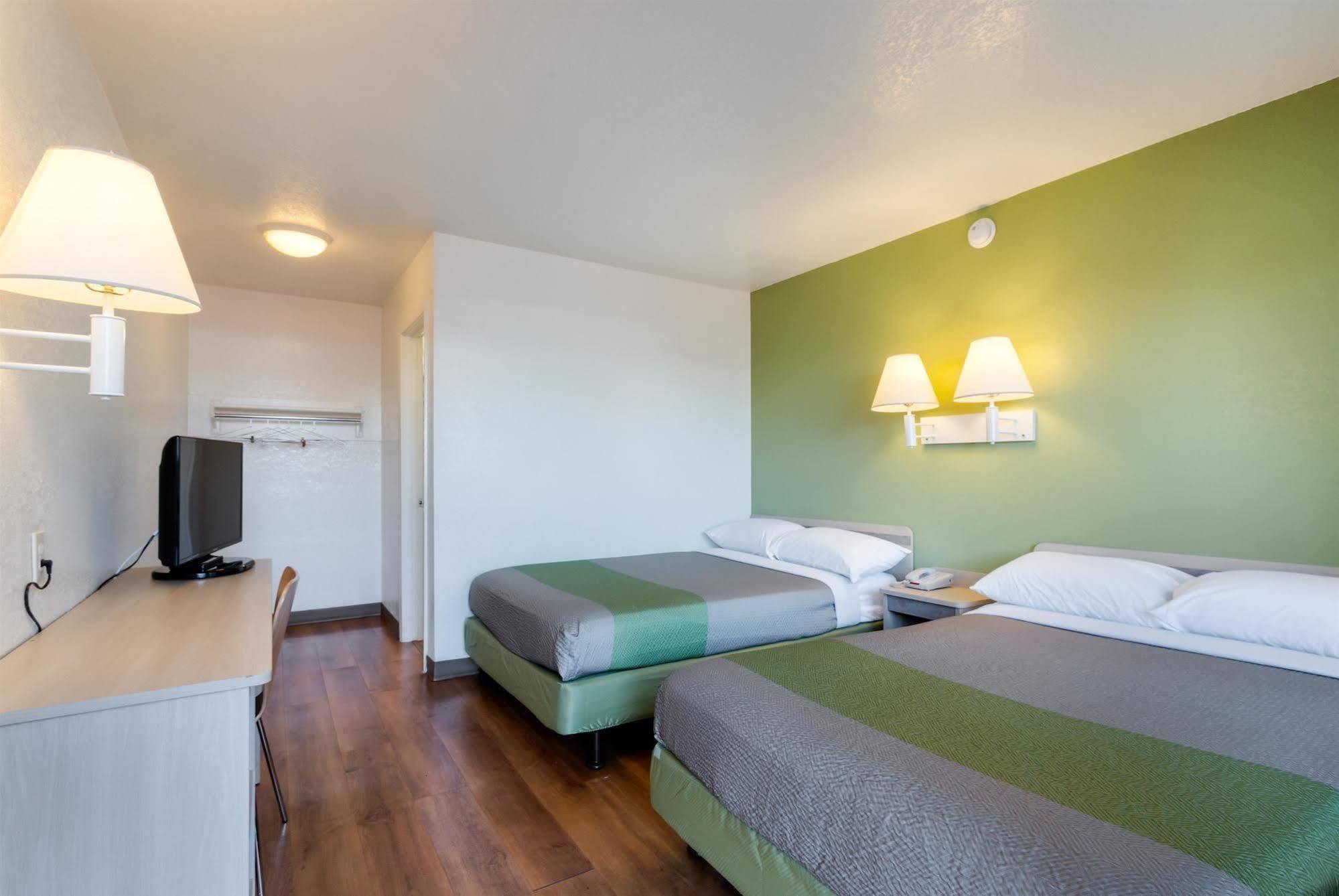 Motel 6-Austin, Tx - Airport - South ภายนอก รูปภาพ